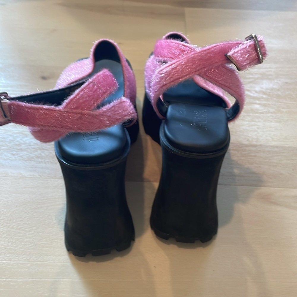 dELiA*s by Dolls Kill Pink bubblegum ahead of the game pink Platform Sandals - Picture 8 of 10